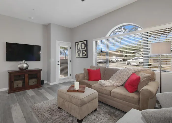 Apartment Desert Jewel